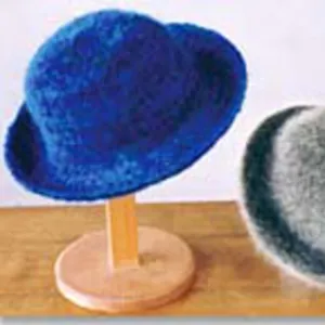 Felt Hat II - Single Strand