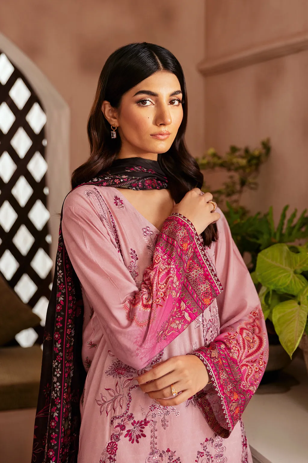 Ramsha Riwaj Winter – J-304