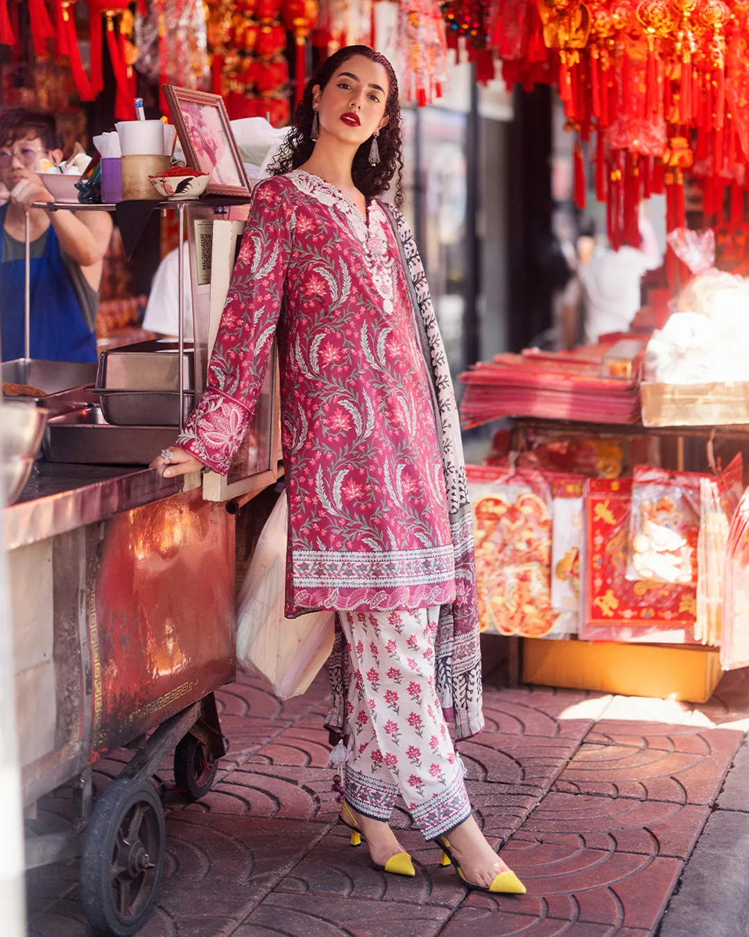 Roheenaz Taneez Block Print Lawn – Leyli