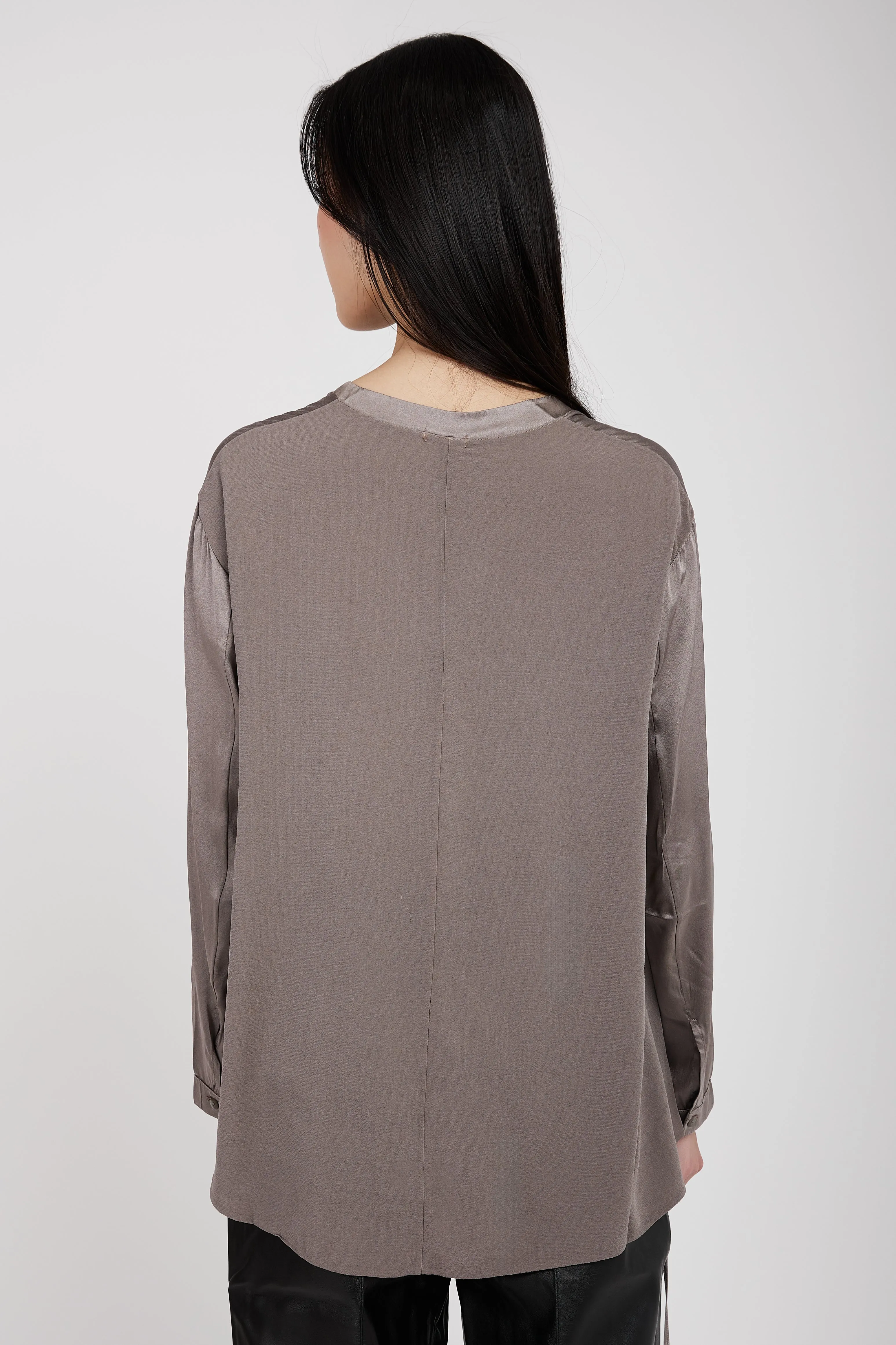 Stretch Silk Shirt in Taupe