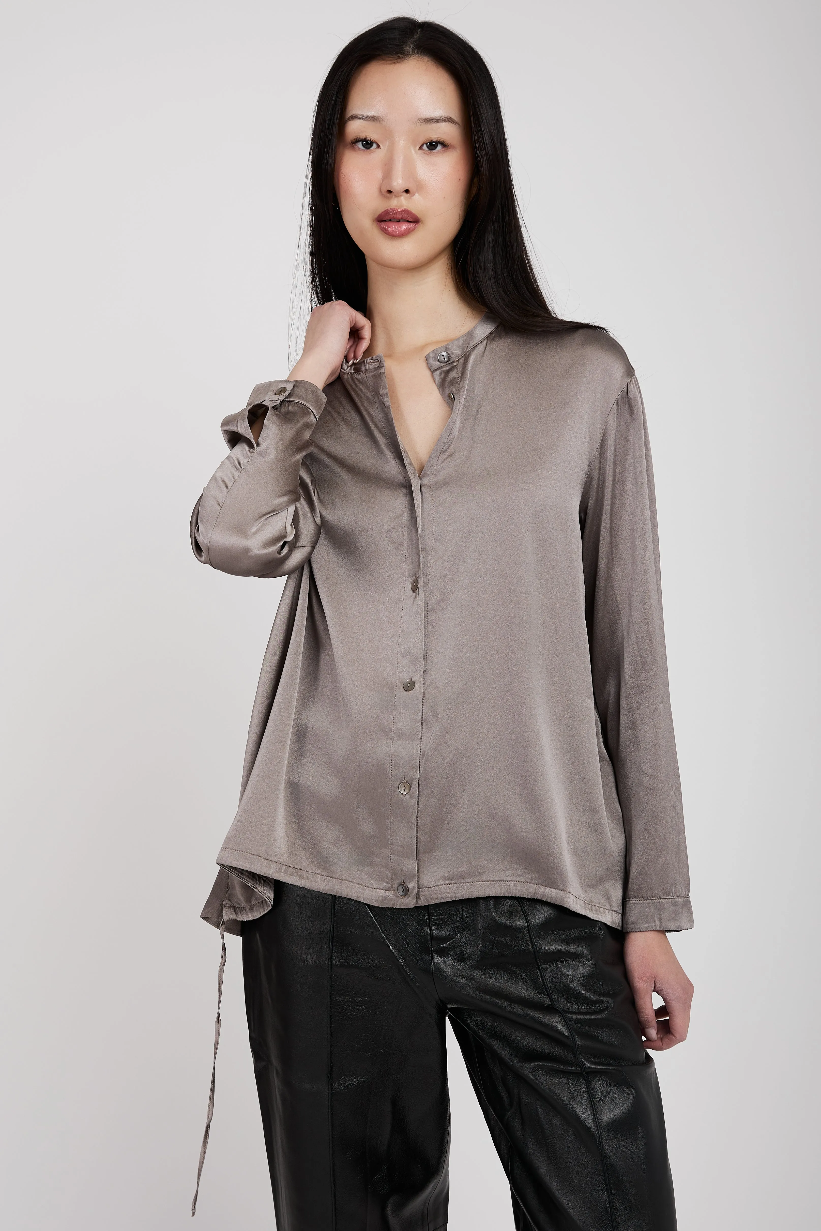 Stretch Silk Shirt in Taupe