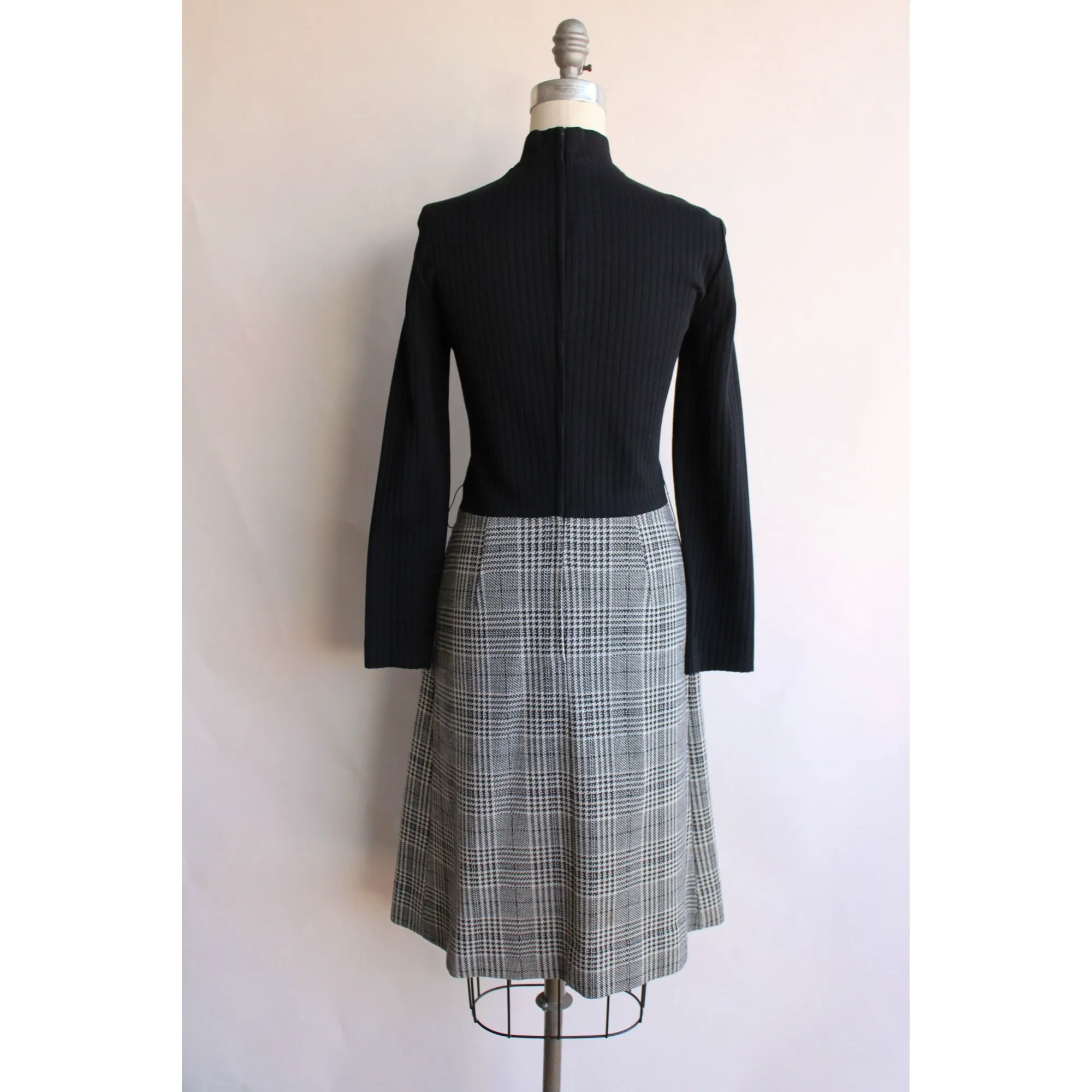 Vintage 1960s Dress with Pockets By Butte Knits