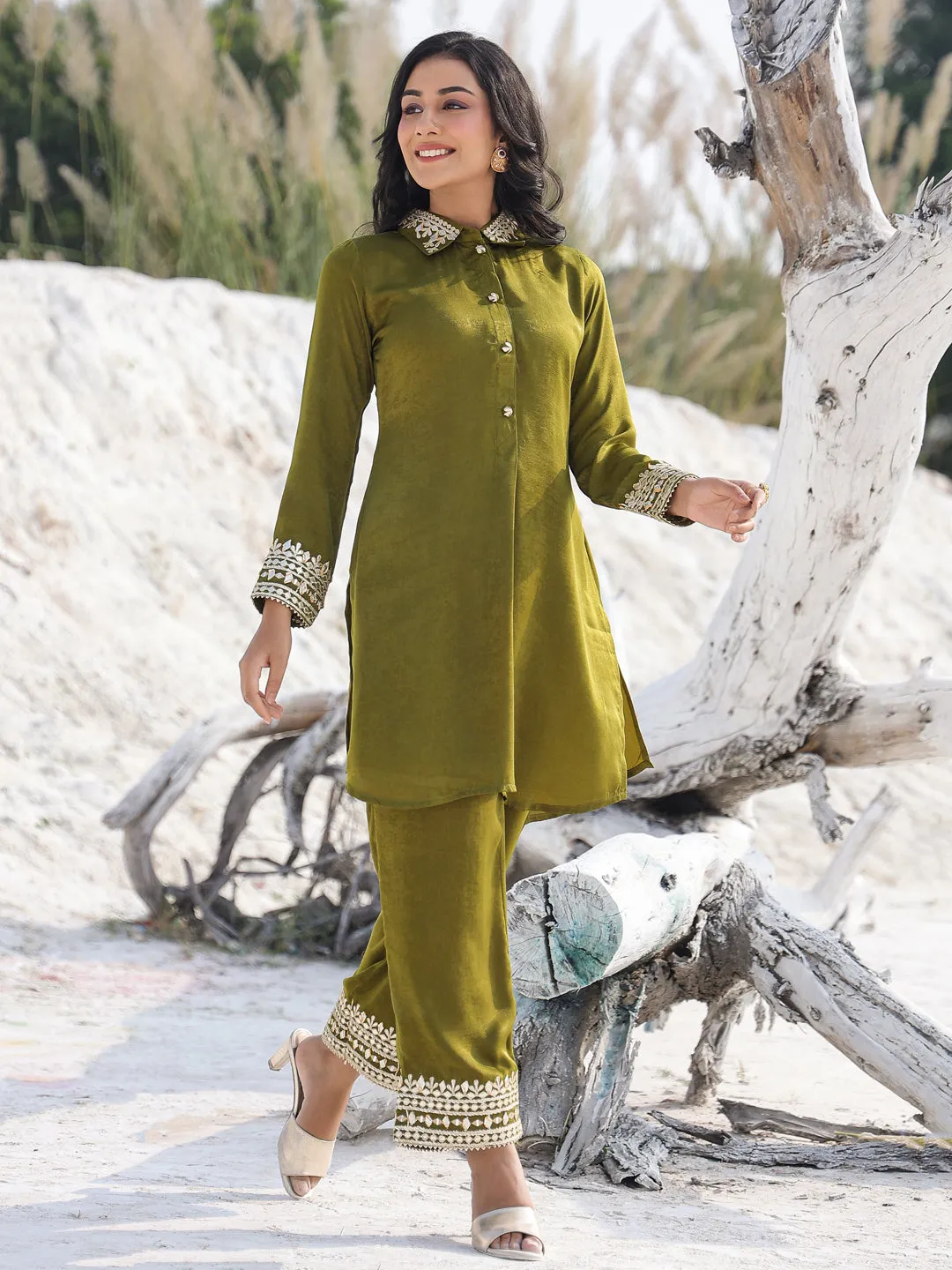 Women olive green woven design Co-ord set with gota detailing